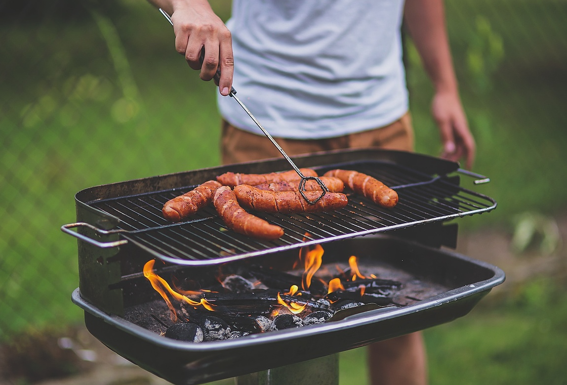 Comment-Allumer-un-Barbecue-au-Charbon-de-Bois1