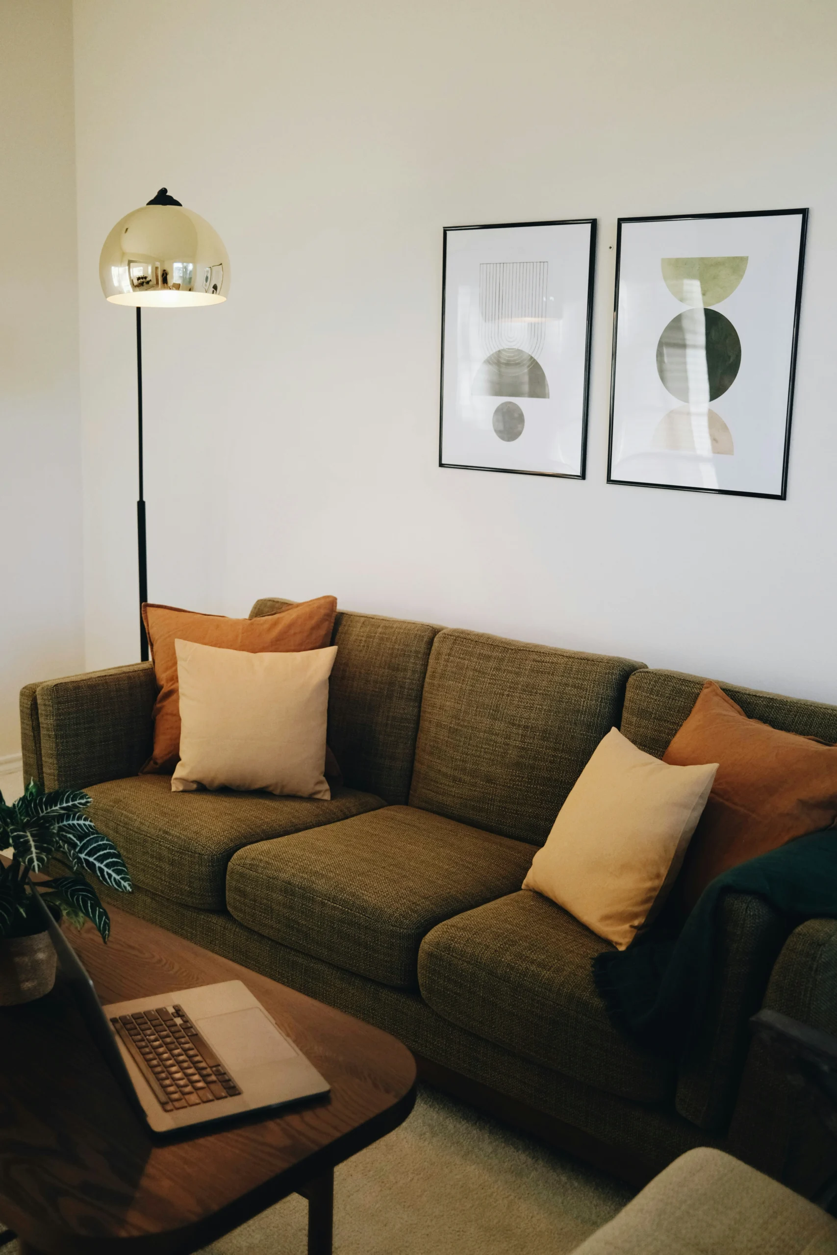 10 Stunning Green and Brown Living Room Ideas for a Cozy Atmosphere