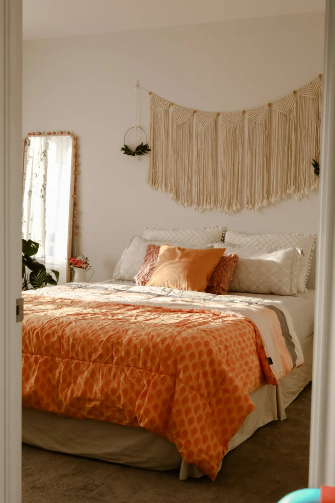 Earthly Room Ideas: Creating a Unique Alternative Bedroom Aesthetic ...