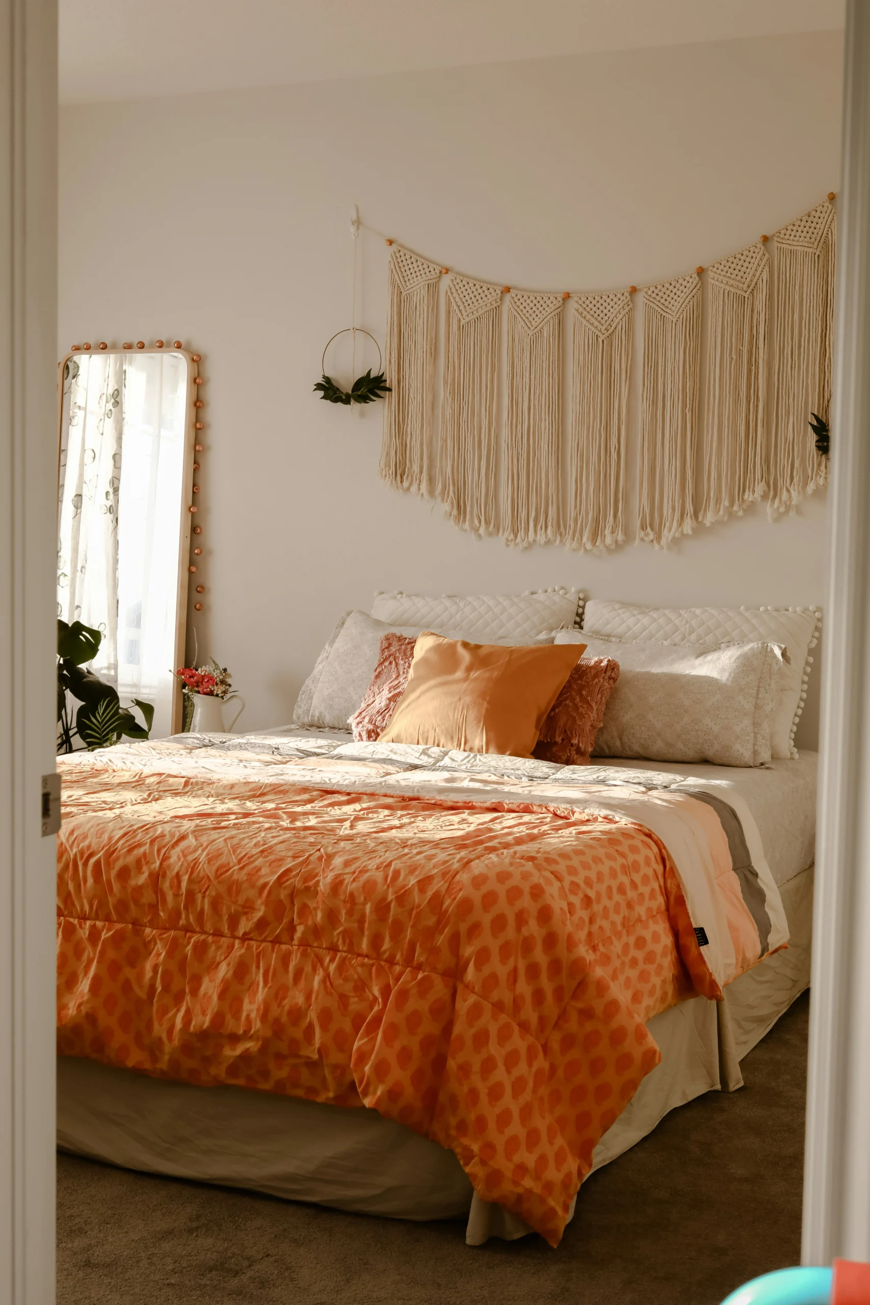Earthly Room Ideas Creating a Unique Alternative Bedroom Aesthetic