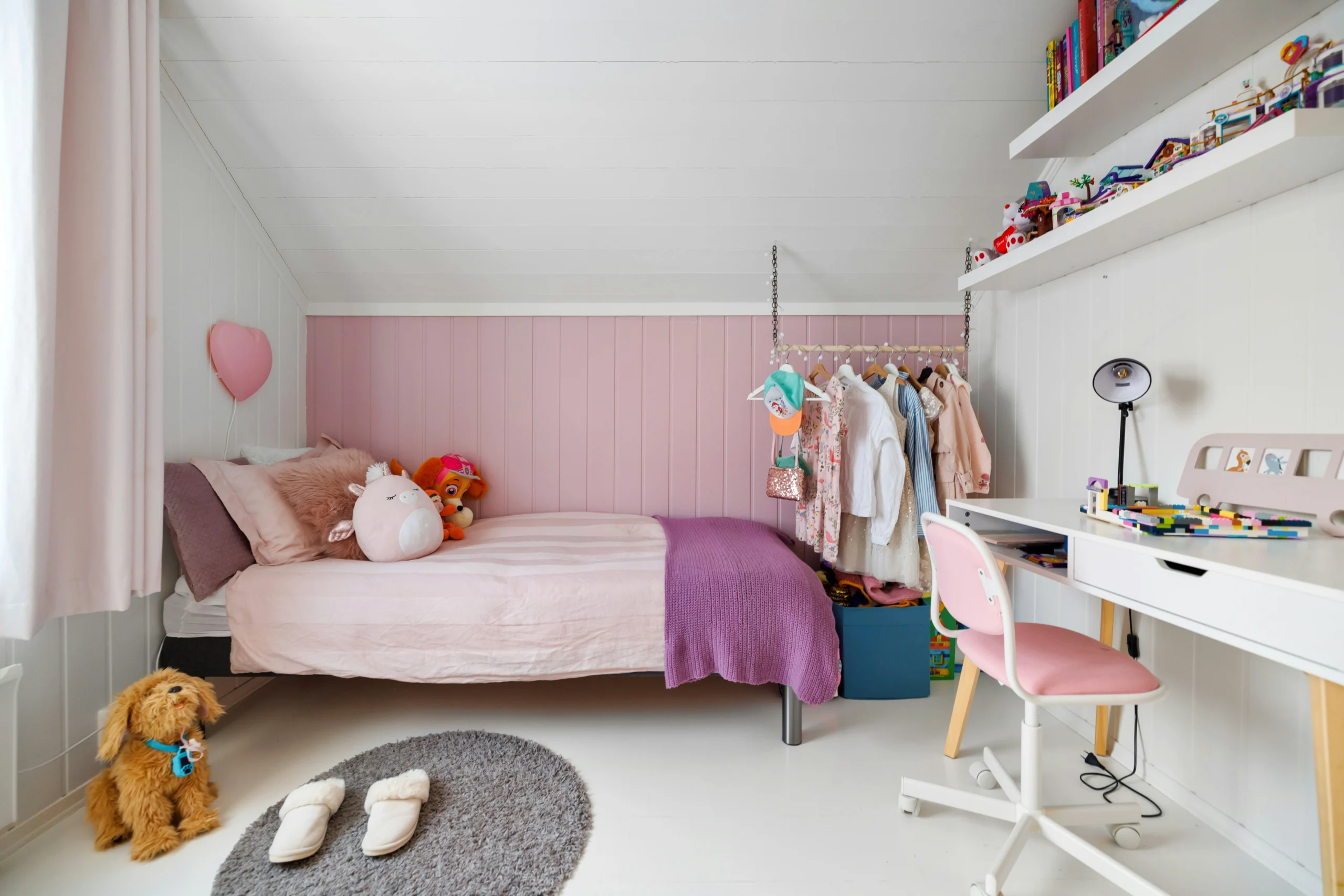 The Best Color Palettes For A Teen Girl Bedroom