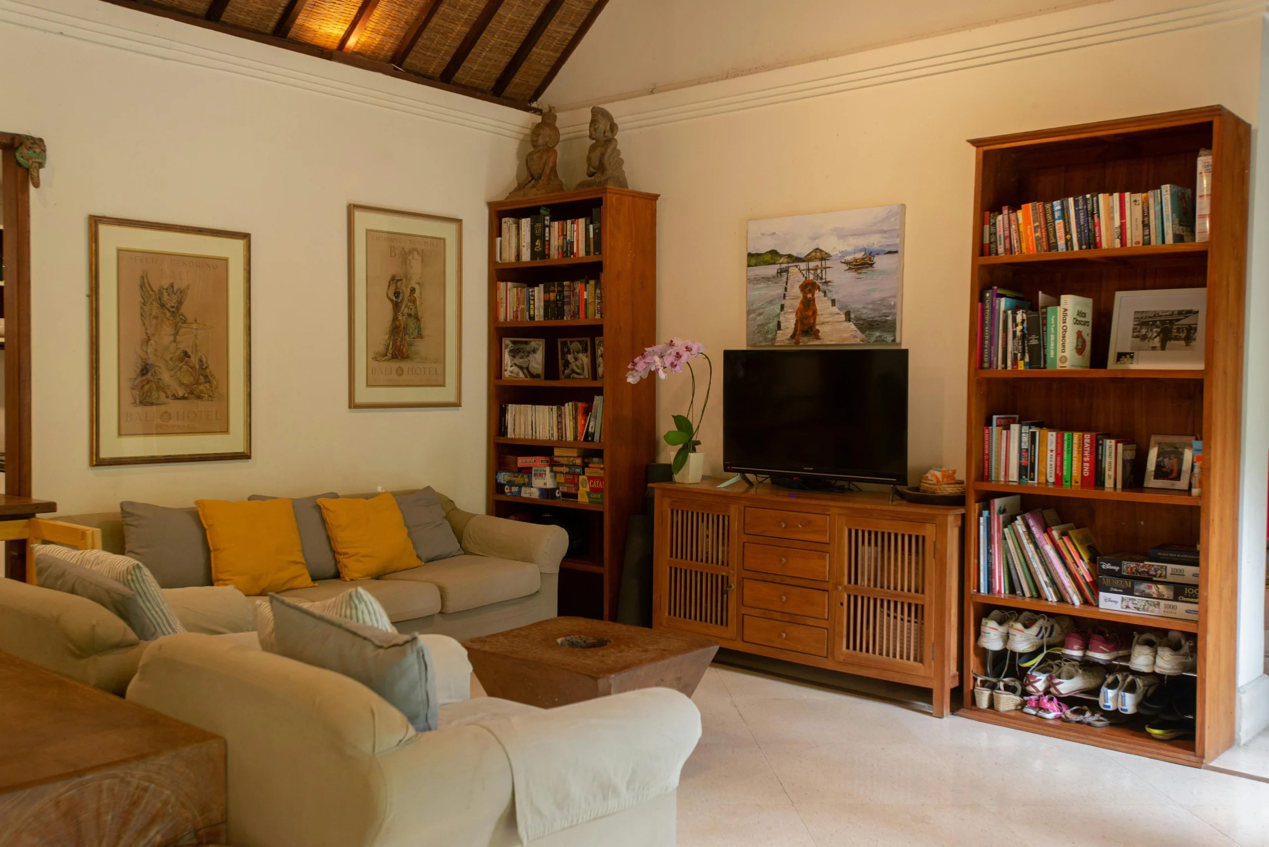 Cozy Cottagecore Vibes Transforming Your Living Room