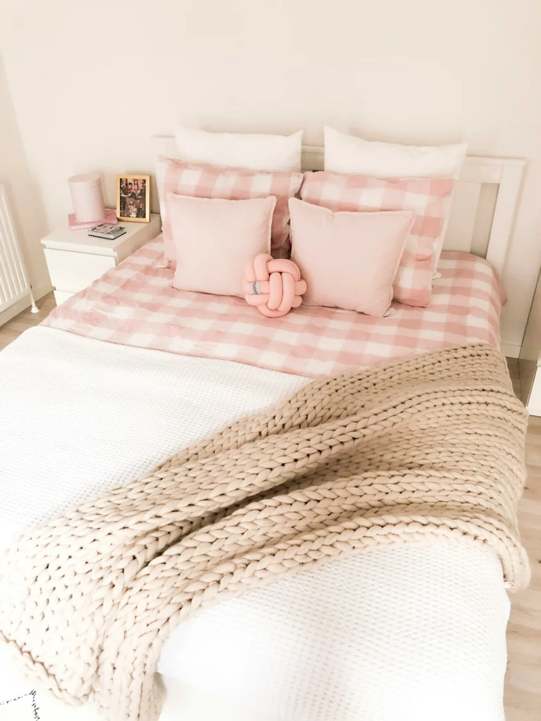 Step Inside These Dreamy Bedrooms: A Tour of Style and Comfort