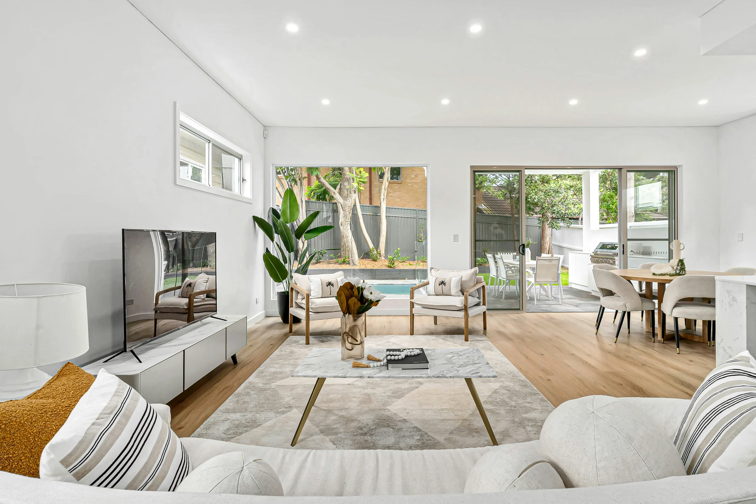 10 Cozy Living Room Design That Balances Comfort and Style