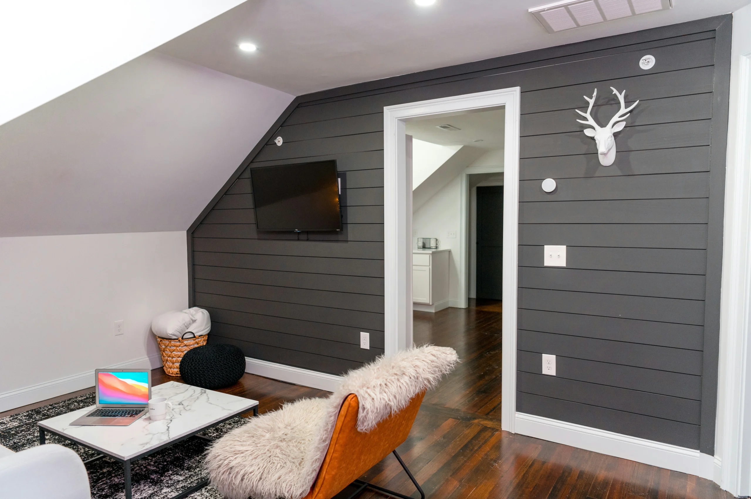Cozy Living Room Design That Works for Any Home Size