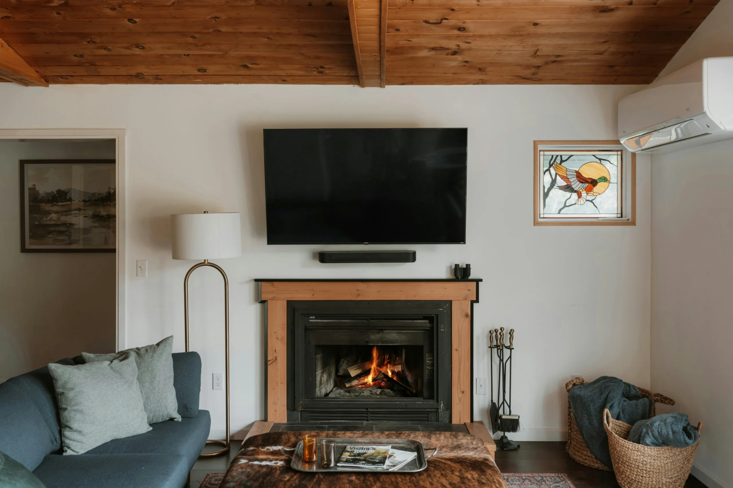 15 Fireplace Living Room Layouts for Maximum Style