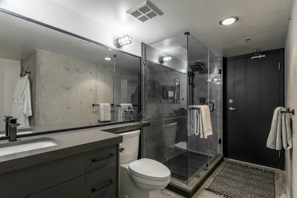 14 Bathroom Makeover Designs That Blend Style And Comfort | buzzproper