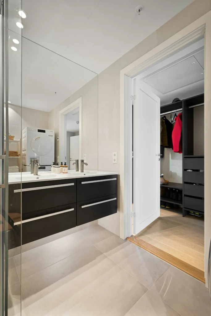 Small Bathroom Ideas