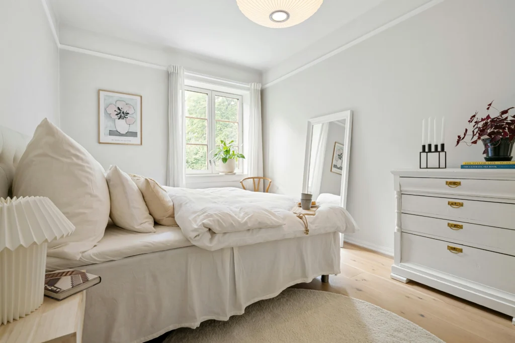 10 Bedroom Decor Ideas That Mix Style and Function