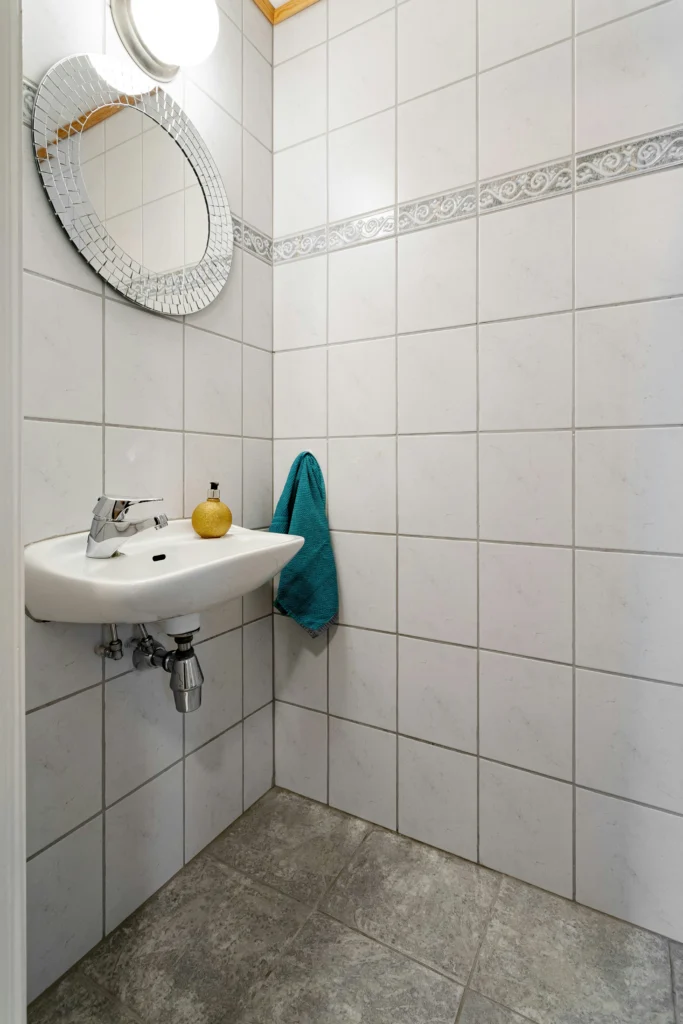 Bathroom Ideas for Stunning Minimalist Interiors