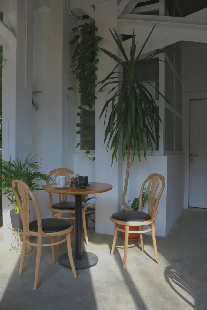 10 Cozy Balcony and Patio Vibes You’ll Never Want to Leave