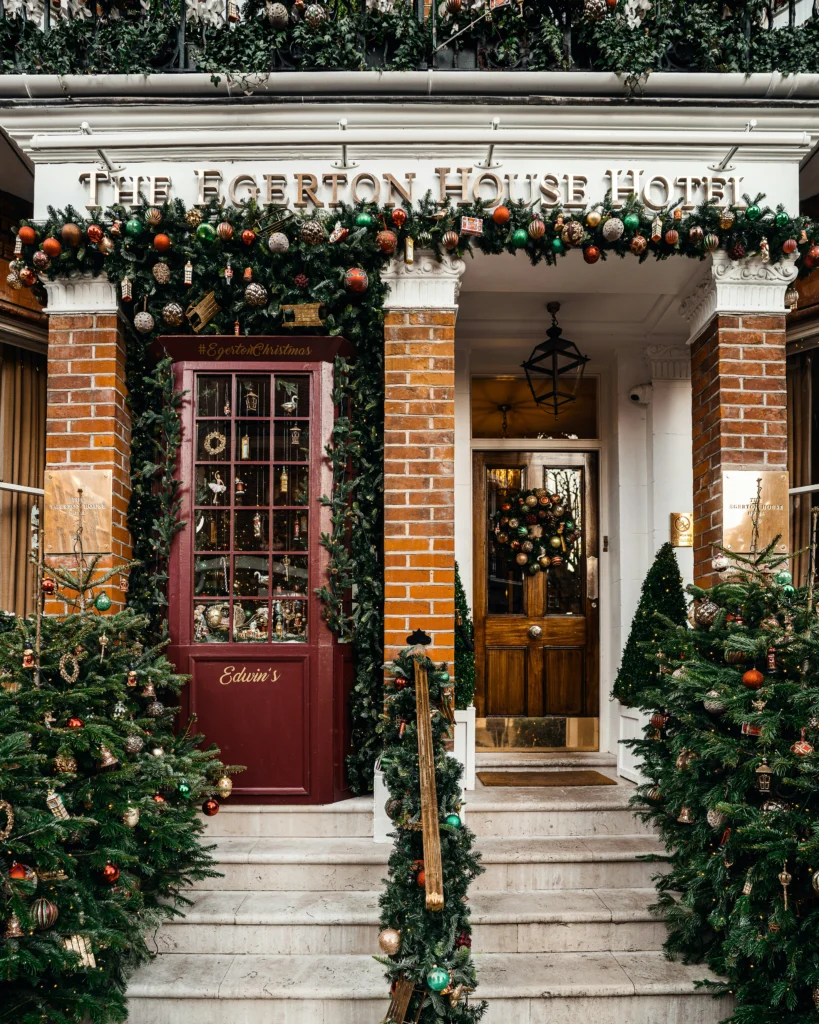 Warm Welcome Cozy Christmas Door Styling Ideas