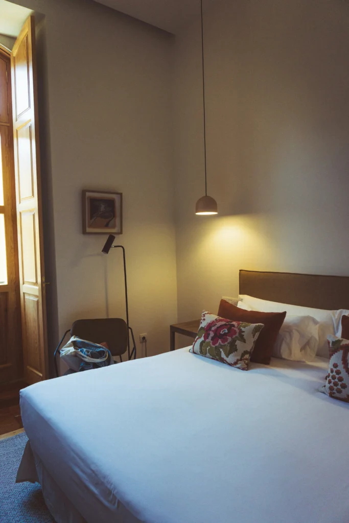 The Ultimate Rustic Bedroom Aesthetic You’ll Never Get Tired Of