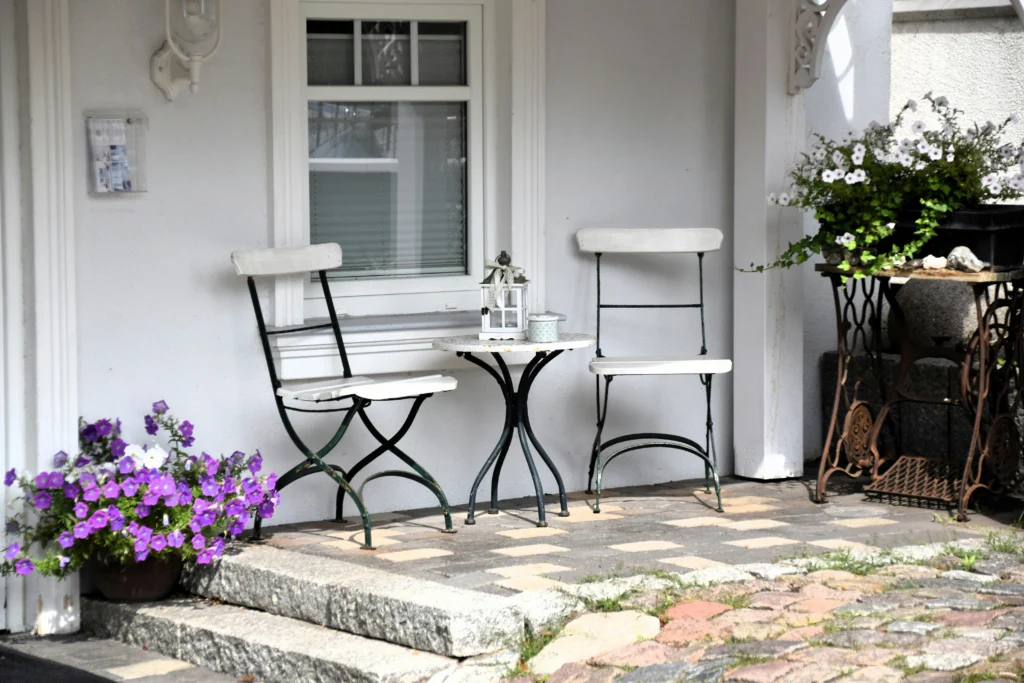 Cozy Outdoor Vibes to Make Your Patio Feel Like a Retreat