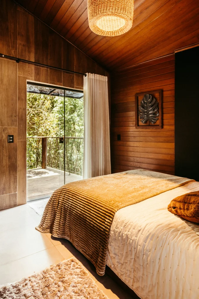 9 Cozy Cabin Interiors That Scream Comfort And Charm