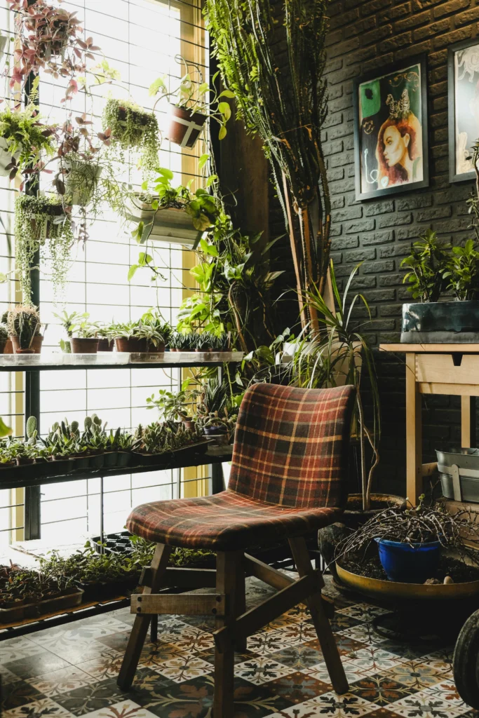 10 Green Escape Ideas to Design the Perfect Cozy Outdoor Corner