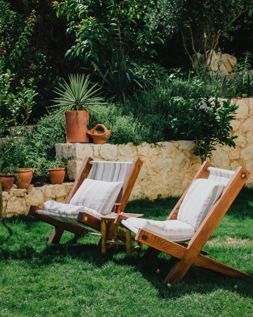 11 Patio, Deck & Garden Aesthetic Ideas For A Cozy Outdoor Glow