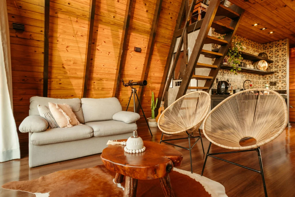 9 Cozy Cabin Interiors That Scream Comfort And Charm