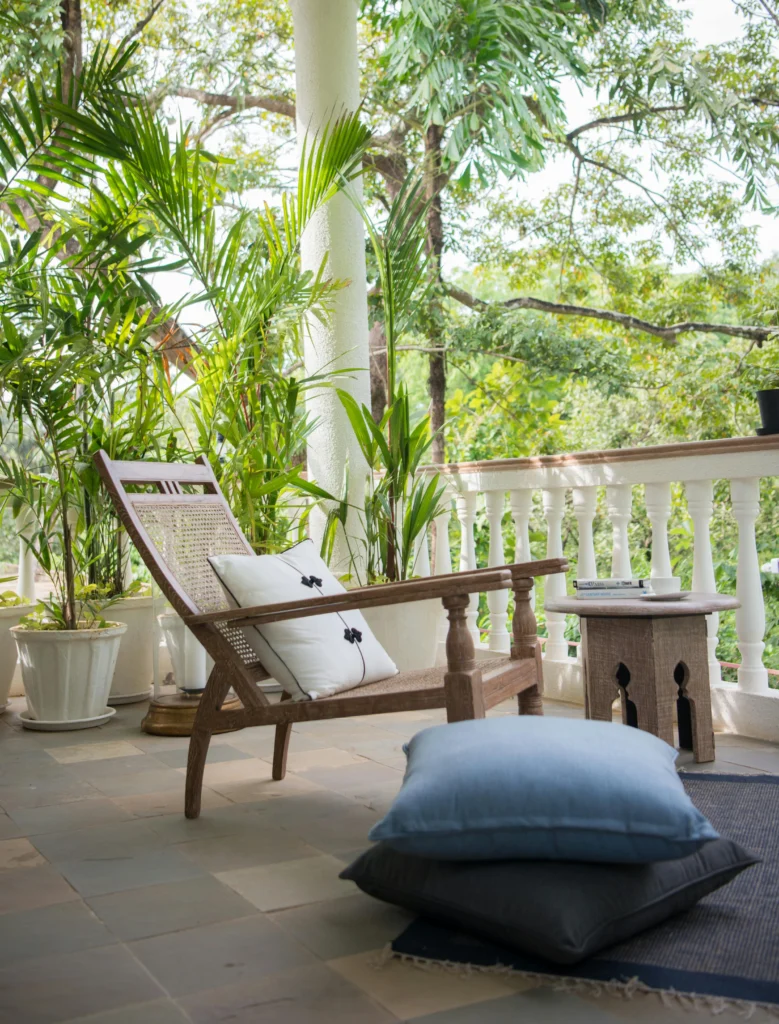 10 Green Escape Ideas to Design the Perfect Cozy Outdoor Corner