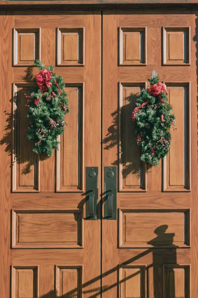 Cozy Christmas Porch & Door Decor to Warm Your Home