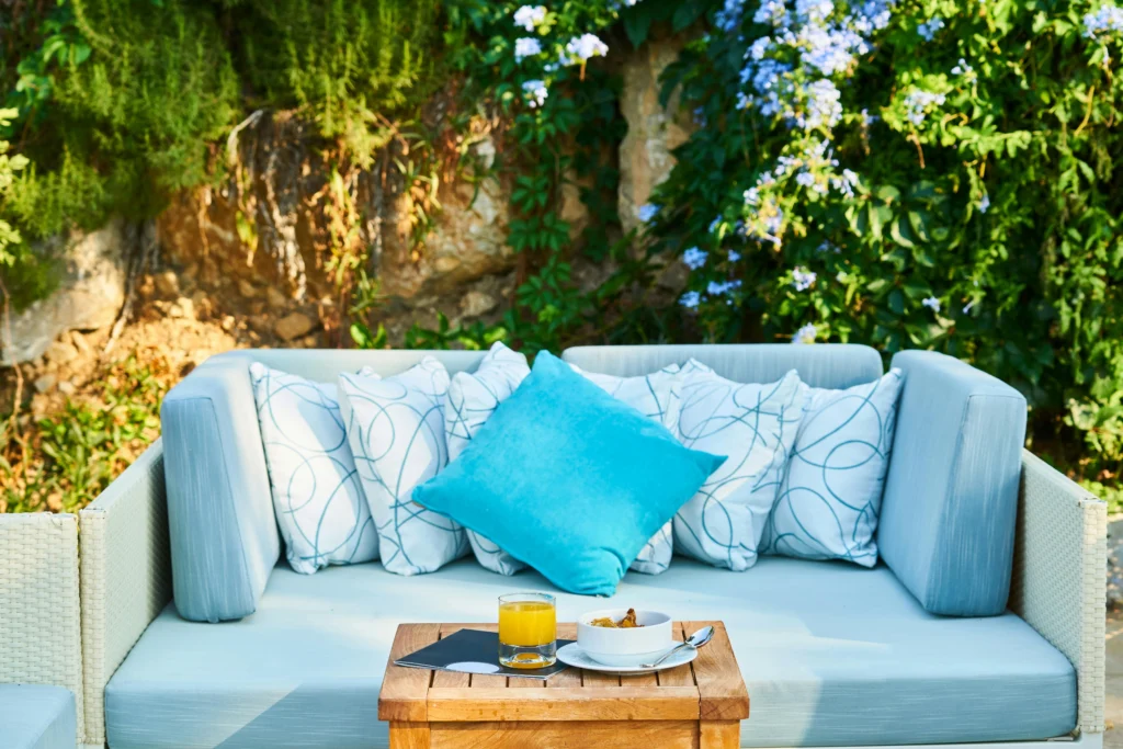 Cozy Outdoor Vibes to Make Your Patio Feel Like a Retreat