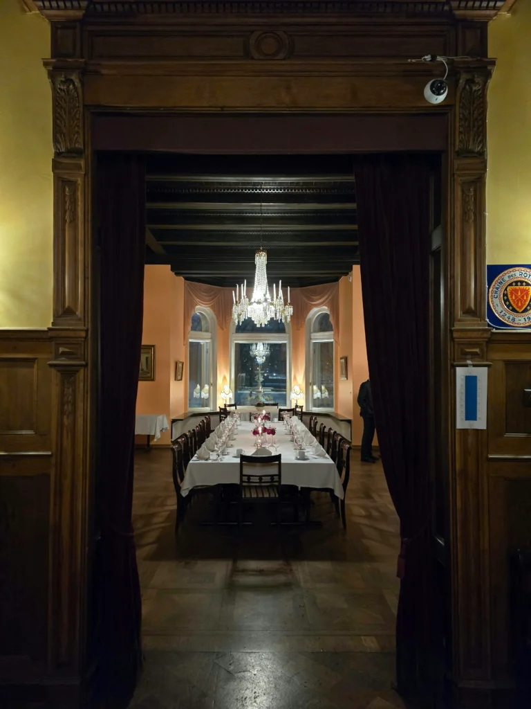 12 Cozy Corners & Dinner Delights: A Dining Room Tour