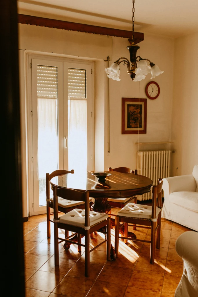 12 Cozy Corners & Dinner Delights: A Dining Room Tour