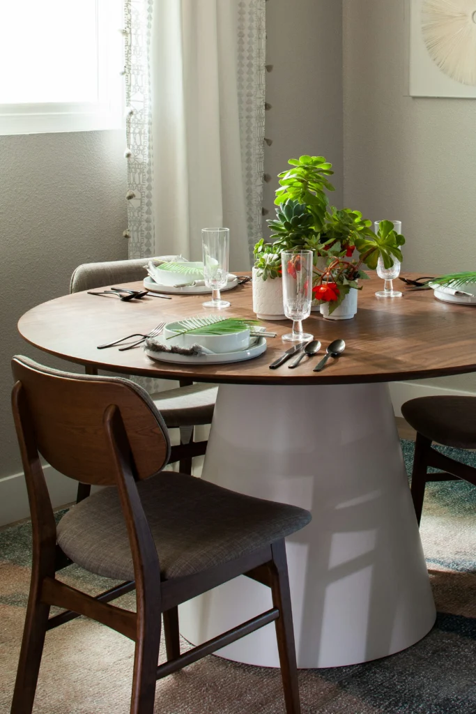 12 Cozy Corners & Dinner Delights: A Dining Room Tour