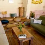 How to Create Cozy Living Room Vibes All Year Round